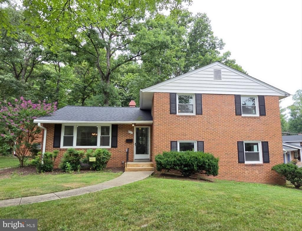 9201 LIMESTONE PLACE, COLLEGE PARK, MD 20740