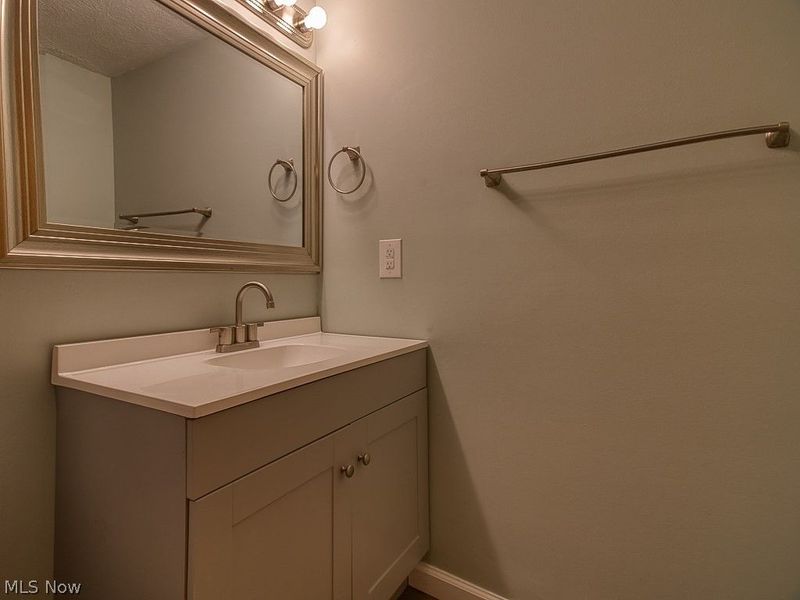 408 W Saint Clair Avenue , Unit 223, Cleveland, OH 44113 Photo 18