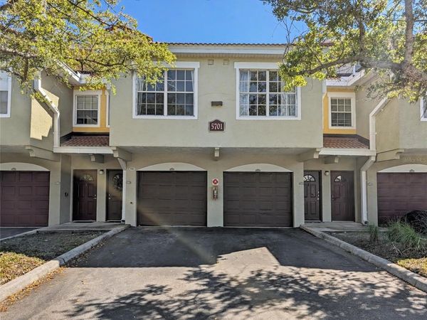 5701 BENTGRASS DRIVE , Unit 18-207, SARASOTA, FL 34235
