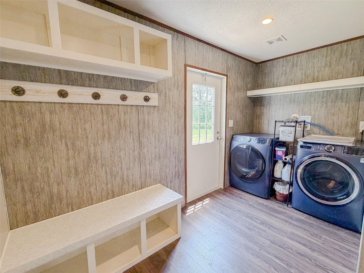 330 SW Chalet Terrace, Fort White, FL 32038 Photo