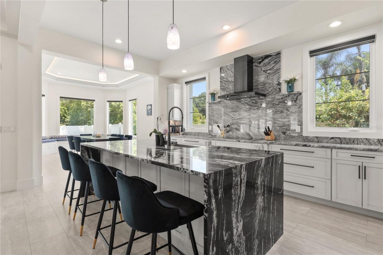 3125 S Bumby Avenue, Orlando, FL 32806 Photo