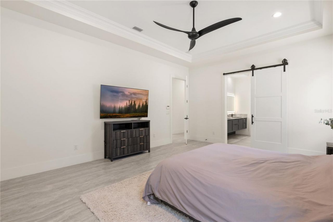 3125 S Bumby Avenue, Orlando, FL 32806 Photo