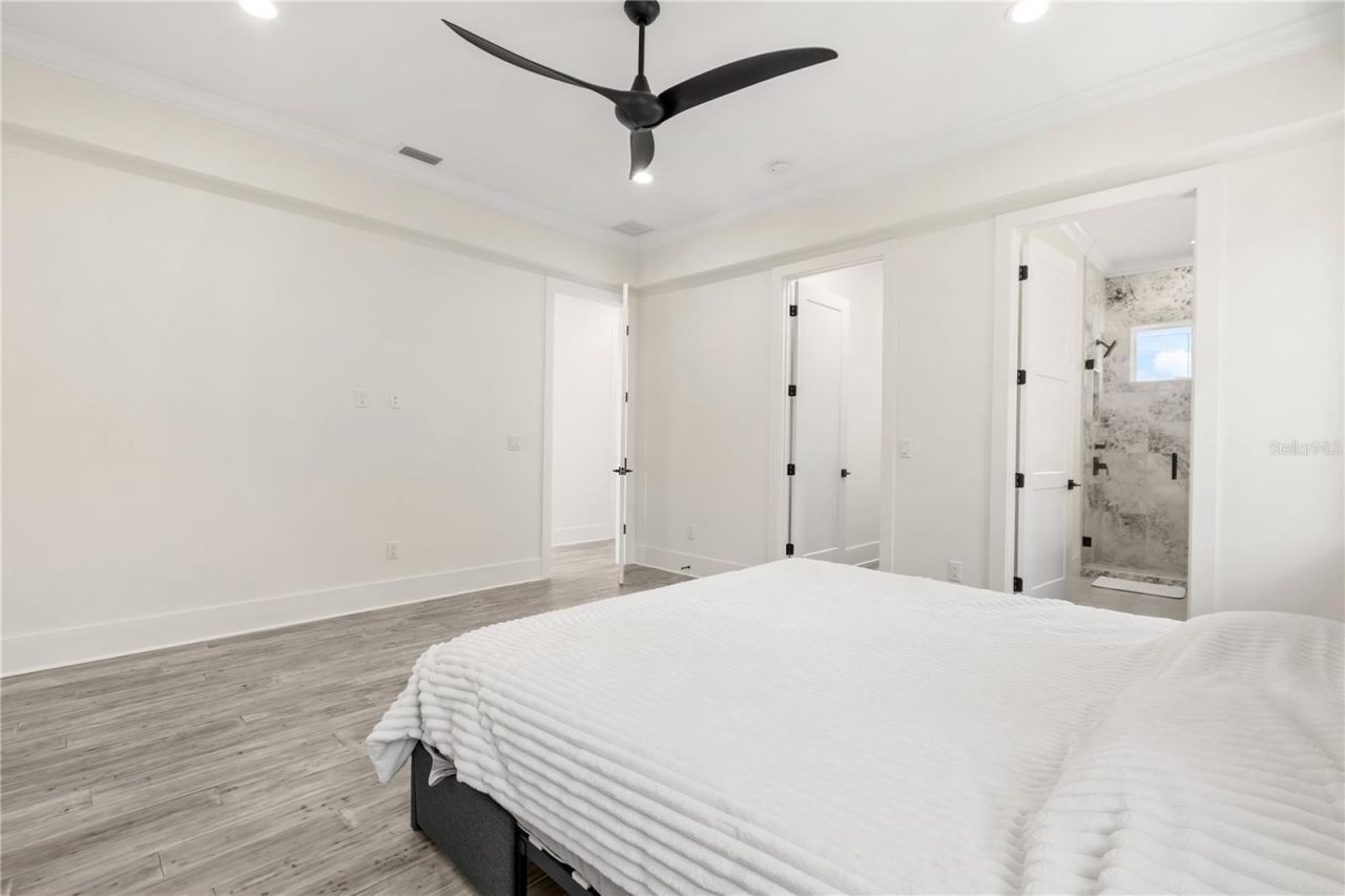 3125 S Bumby Avenue, Orlando, FL 32806 Photo
