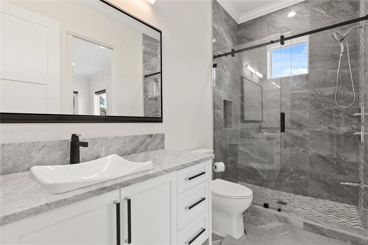 3125 S Bumby Avenue, Orlando, FL 32806 Photo