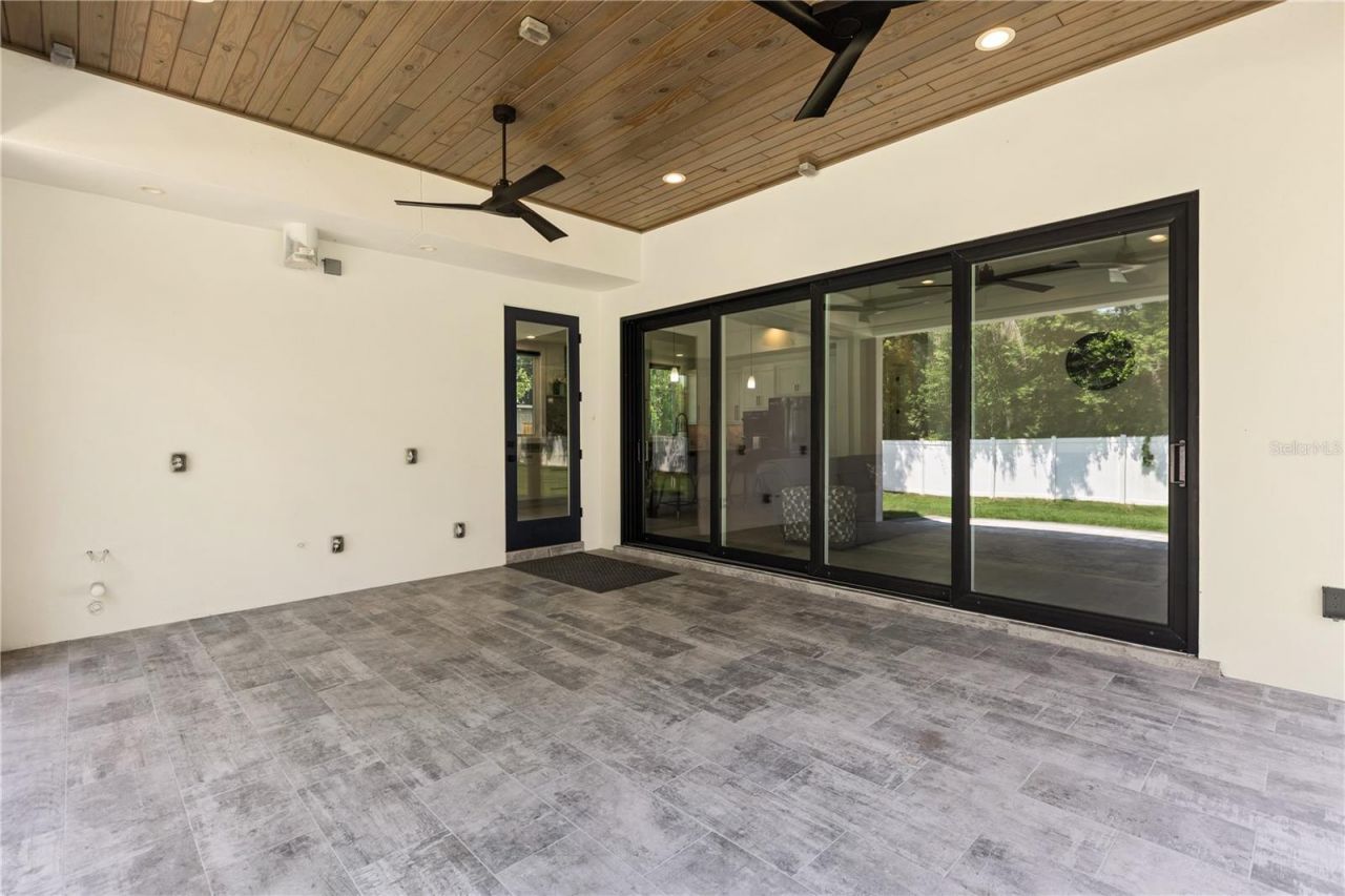 3125 S Bumby Avenue, Orlando, FL 32806 Photo