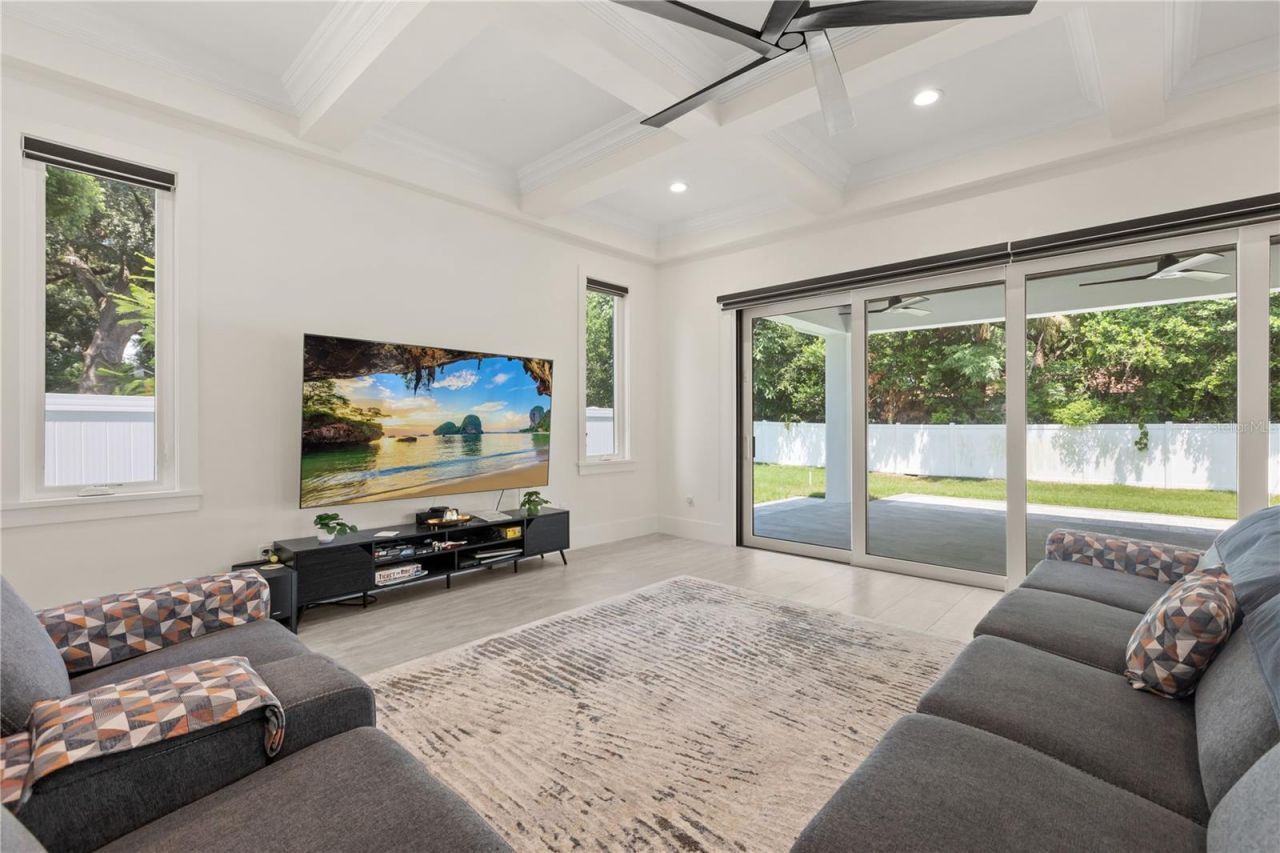 3125 S Bumby Avenue, Orlando, FL 32806 Photo