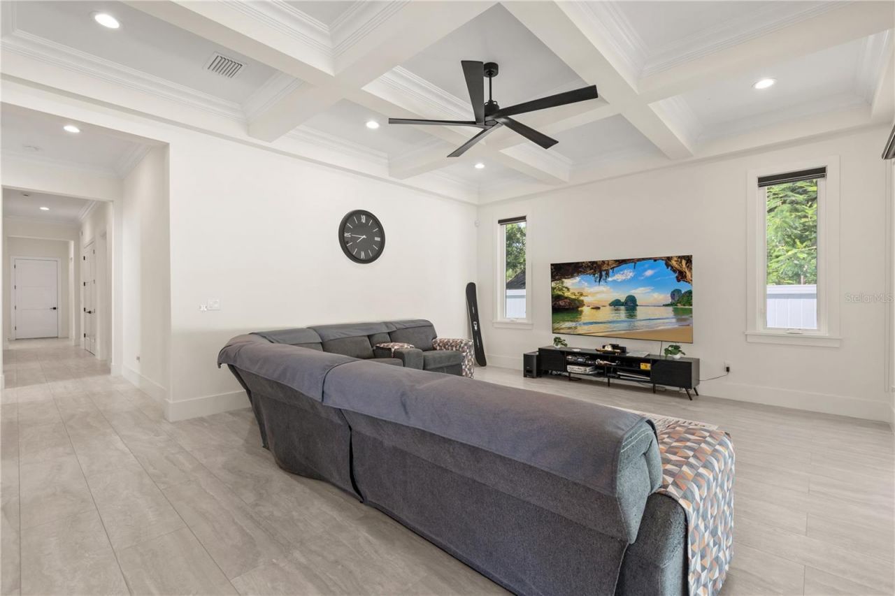 3125 S Bumby Avenue, Orlando, FL 32806 Photo