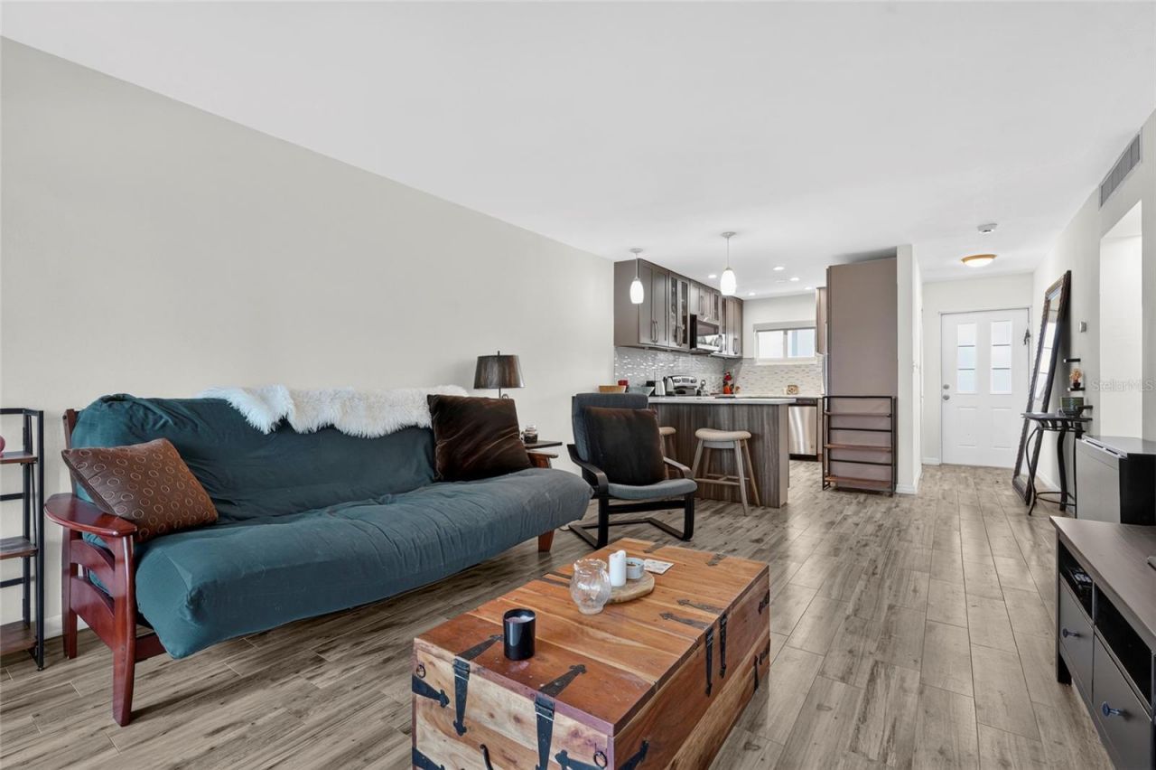 2155 Wood Street, Unit A22, Sarasota, FL 34237 Photo