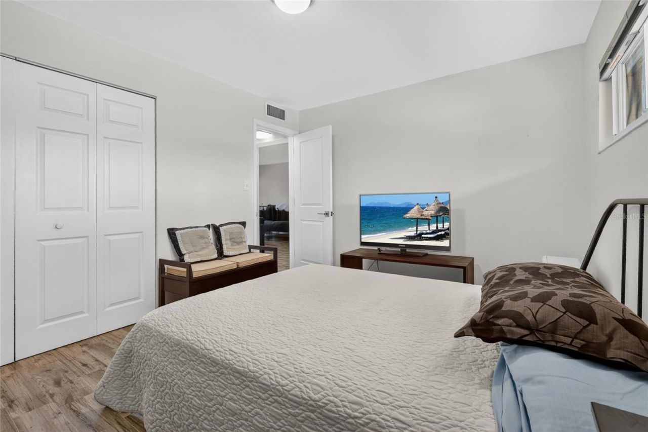2155 Wood Street, Unit A22, Sarasota, FL 34237 Photo