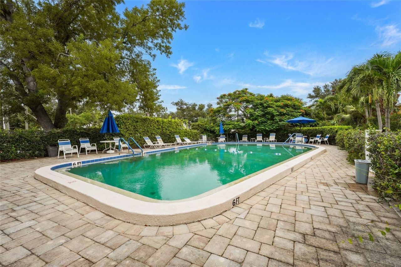 2155 Wood Street, Unit A22, Sarasota, FL 34237 Photo