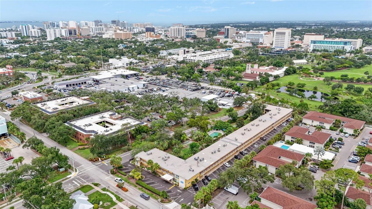 2155 Wood Street, Unit A22, Sarasota, FL 34237 Photo
