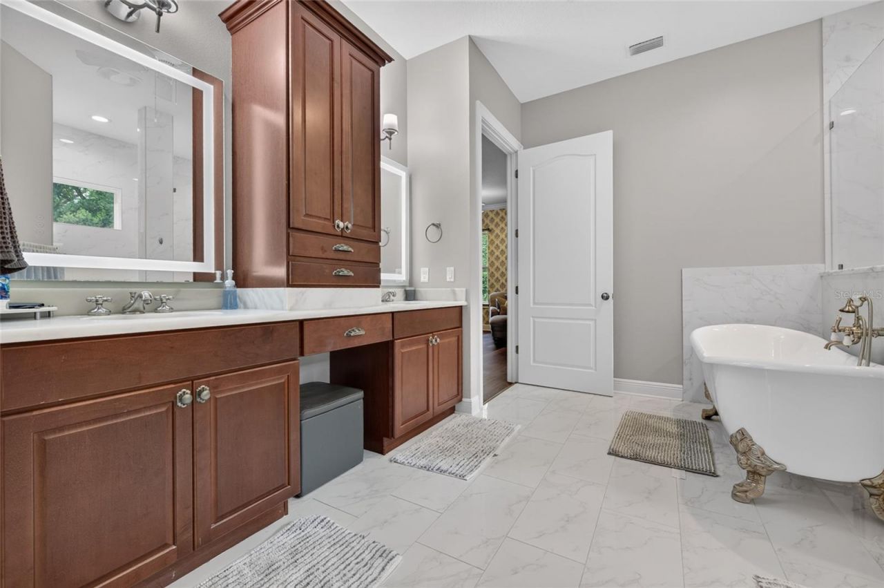 1515 Rambling Oaks Lane , Deland, FL 32720 Photo