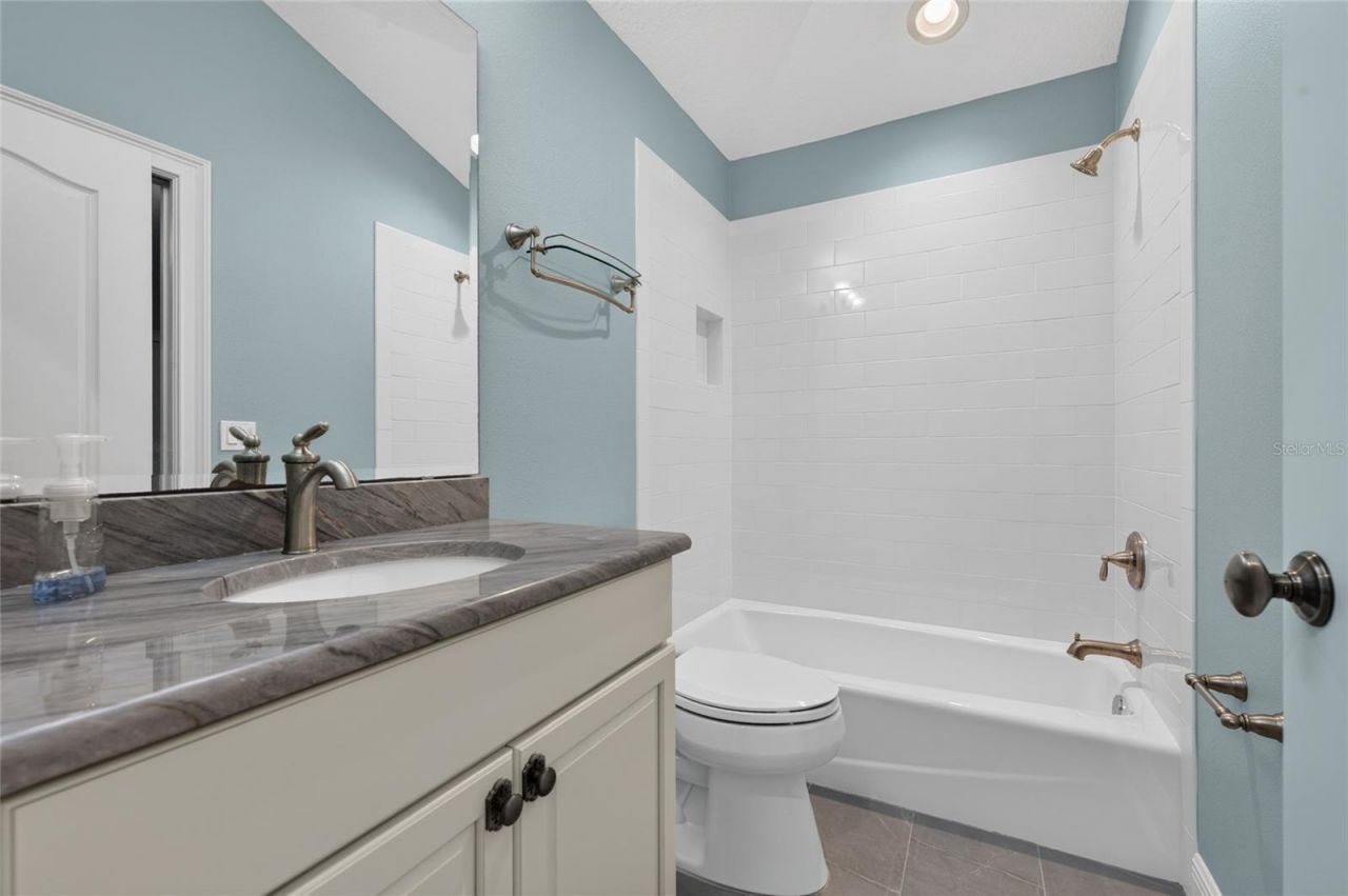 1515 Rambling Oaks Lane , Deland, FL 32720 Photo
