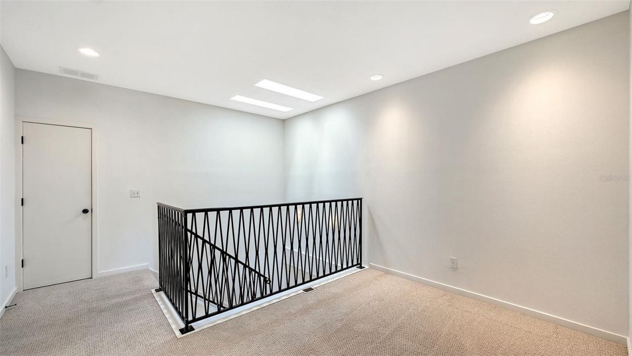 1685 Laurel Street, Unit 3, Sarasota, FL 34236 Photo