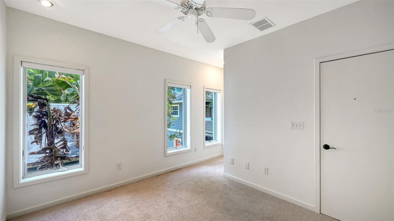 1685 Laurel Street, Unit 3, Sarasota, FL 34236 Photo