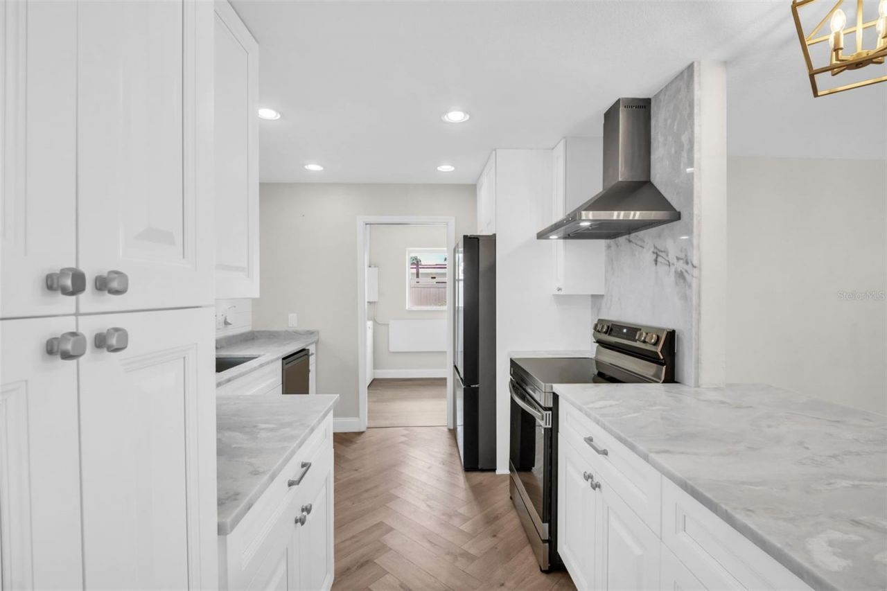 3361 59th Street N, Saint Petersburg, FL 33710 Photo