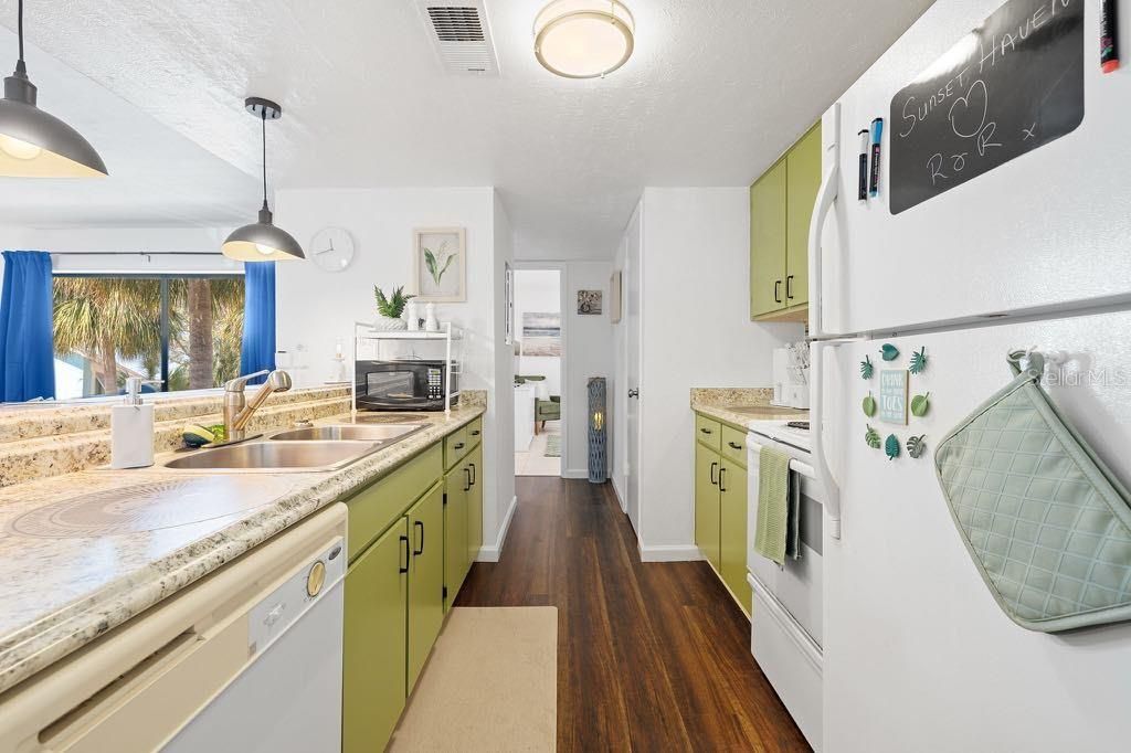 3595 41st Lane S, Unit J, Saint Petersburg, FL 33711 Photo