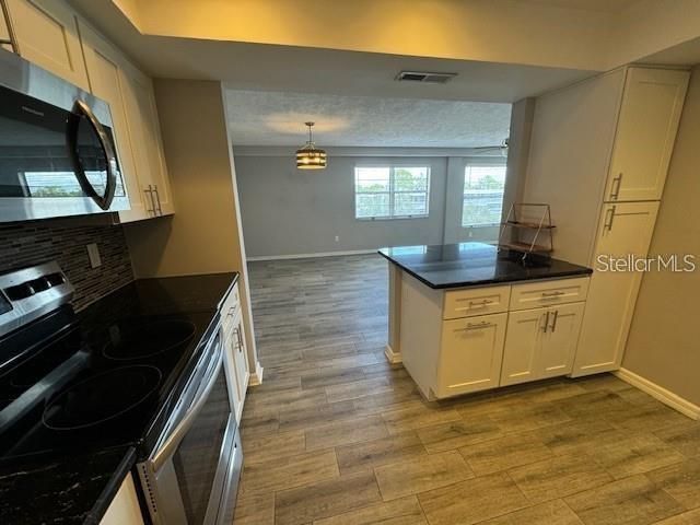4681 1st Street Ne, Unit 304, Saint Petersburg, FL 33703 Photo