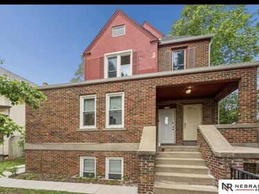 1310 S 31st Street, Omaha, NE 68105