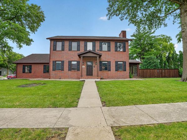 511 Olympic Drive, Waterloo, IA 50701