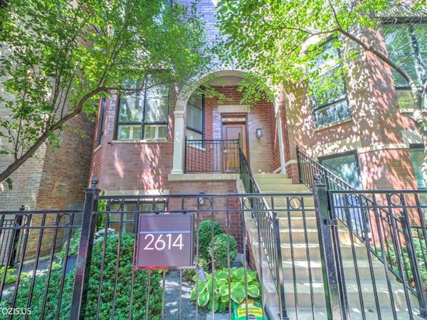 2614 N Hermitage Avenue , Chicago, IL 60614