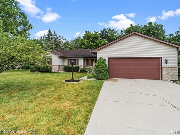 3200 Kings Brook Drive , Mt. Morris Twp, MI 48433
