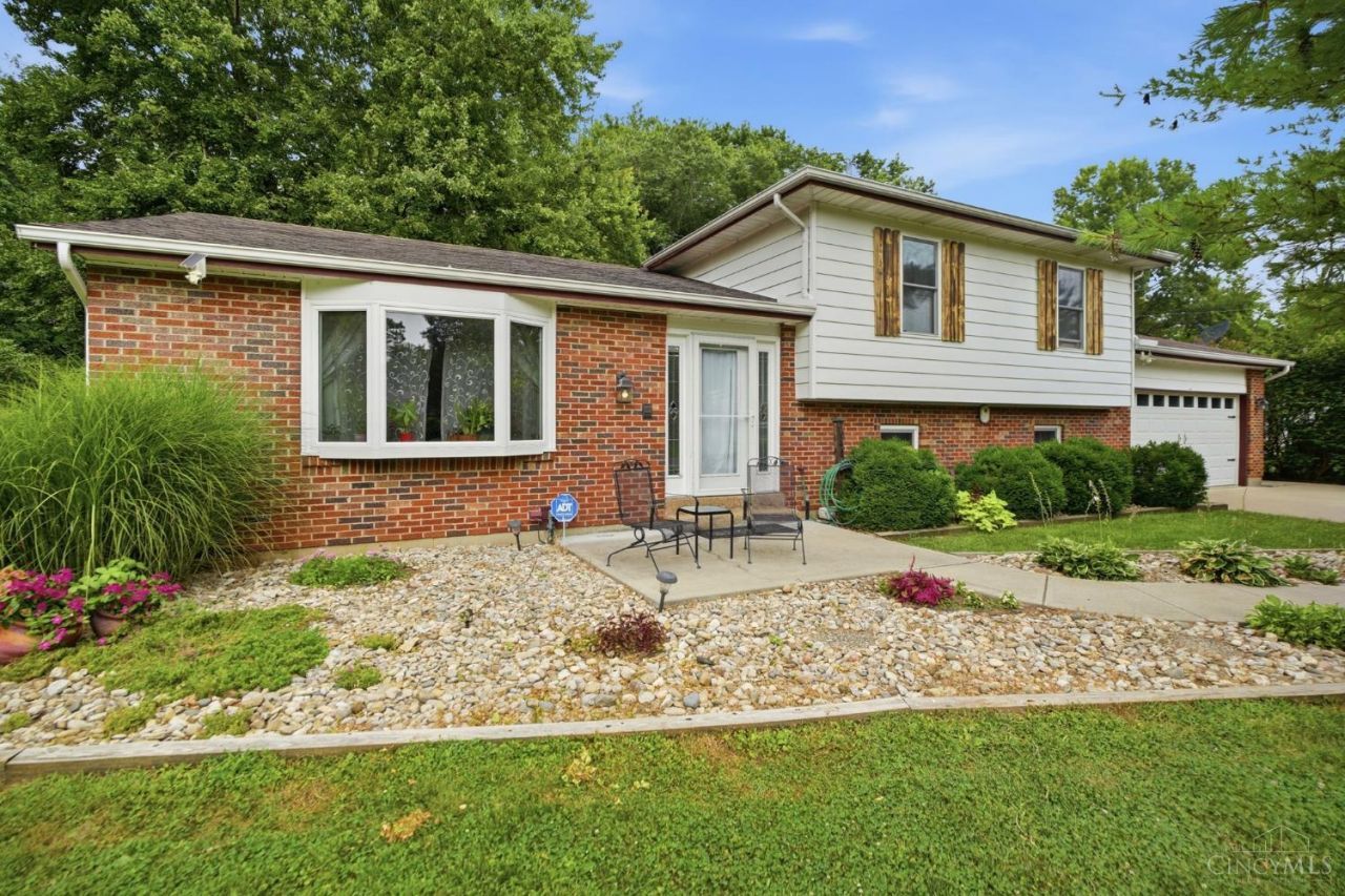 4043 Jennifer Drive, Ross Twp, OH 45013 Main Photo
