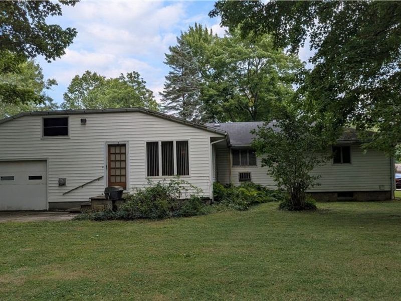 2921 Center Road , Saybrook, OH 44004 Photo 5