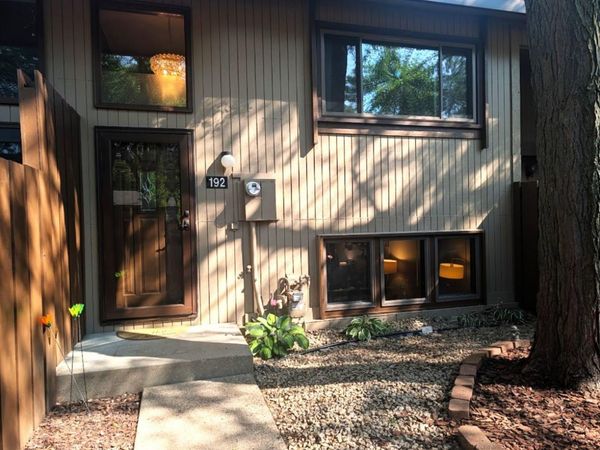 192 River Woods Lane, Burnsville, MN 55337