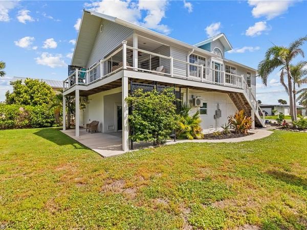 17750 Rebecca AVE, FORT MYERS BEACH, FL 33931