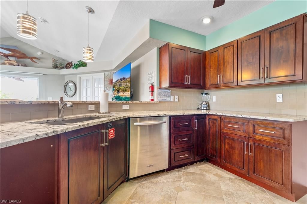 17750 Rebecca Ave, Fort Myers Beach, FL 33931 Photo