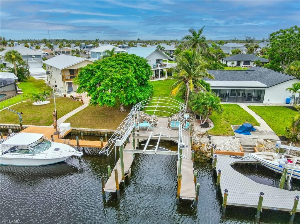 17750 Rebecca Ave, Fort Myers Beach, FL 33931 Photo