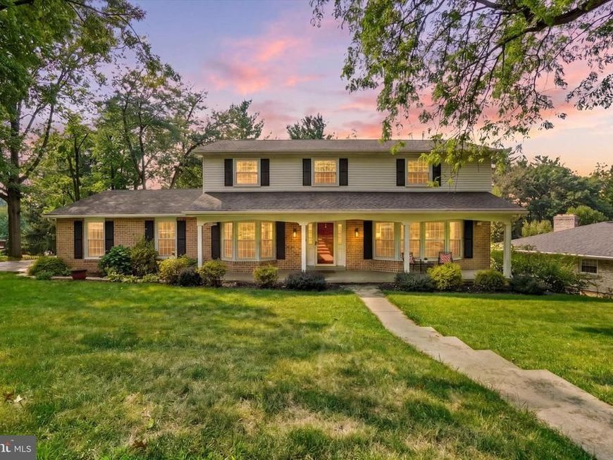 830 Pinehurst Road, York, PA 17402 Main Photo