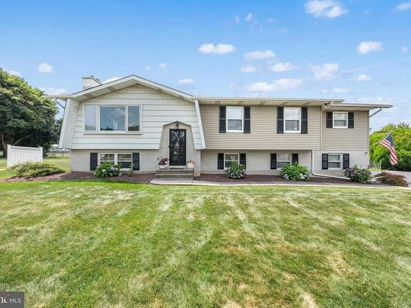 541 MOUNTAIN VIEW ROAD, NAZARETH, PA 18064