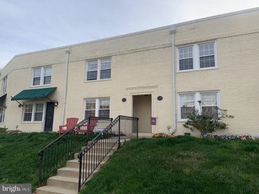 732 N OAKLAND STREET, ARLINGTON, VA 22203
