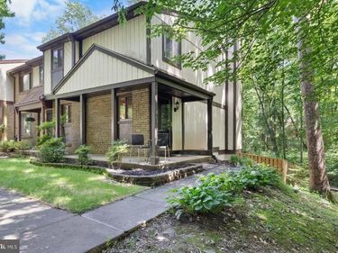 5818 OAK LADDER COURT , BURKE, VA 22015