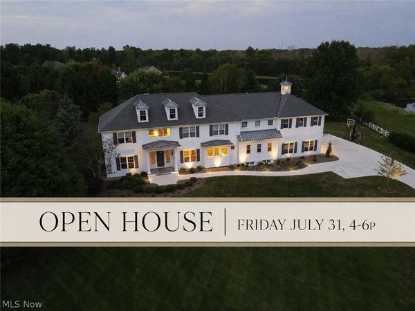 9830 Greenway Trail , Chagrin Falls, OH 44023
