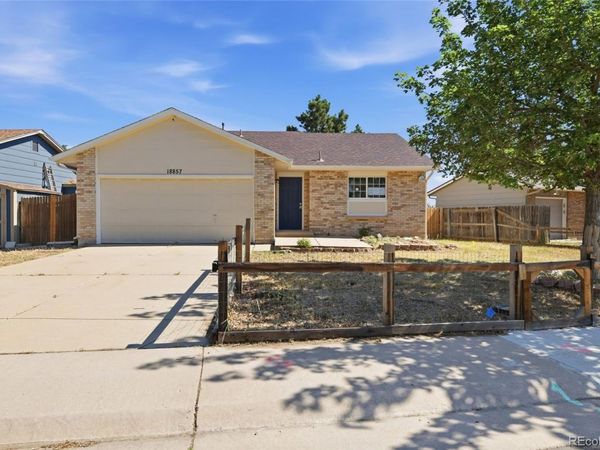 18857 E Montana Drive , Aurora, CO 80017