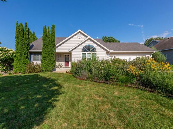 1035 Smith Avenue, Owatonna, MN 55060