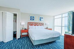 5200 N Ocean Blvd. photo 4
