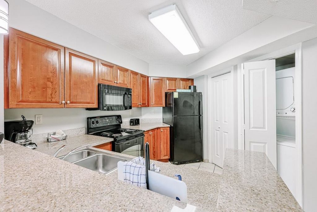 5200 N Ocean Blvd. Photo 9