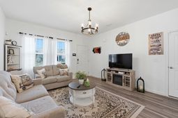 152 Plantersfield Dr. photo 4