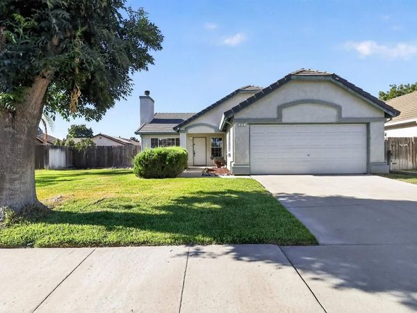 412 Grousehedge Way, Newman, CA 95360