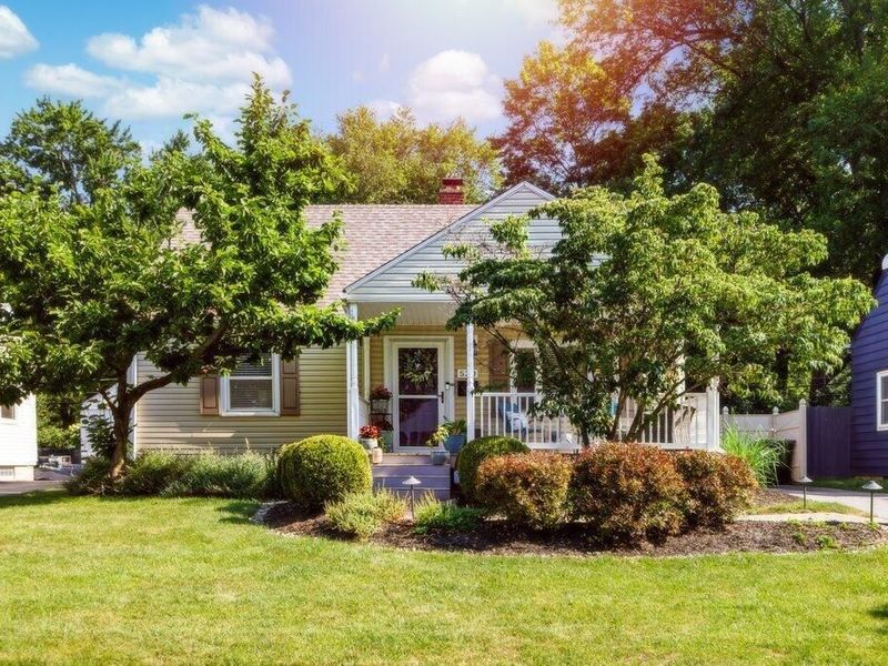 530 Blenheim Road, Columbus, OH 43214 Photo 3