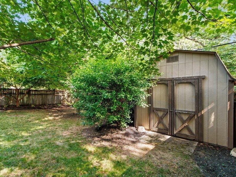 530 Blenheim Road, Columbus, OH 43214 Photo 33