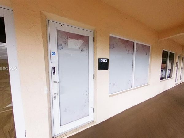 7300 W McNab Rd , Unit 203, Tamarac, FL 33321