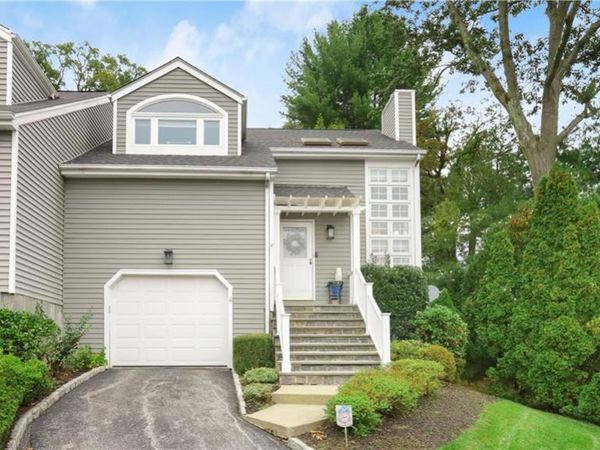 4 Pinewood Circle , White Plains, NY 10603