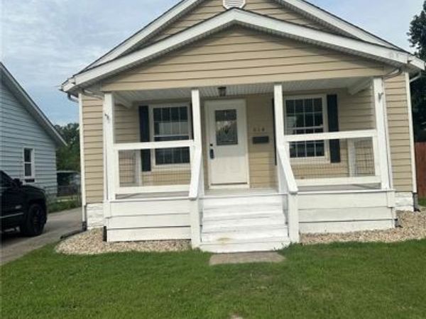 509 Bowman Avenue , East Alton, IL 62024