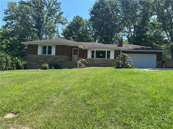 79 Hickory Hill Road , Painesville, OH 44077