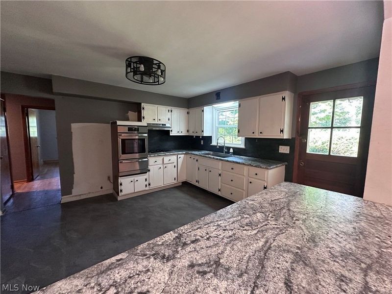 79 Hickory Hill Road , Painesville, OH 44077 Photo 6